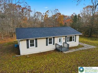 395 Sullivan Trl, Long Pond, PA 18334