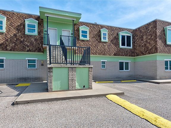 2nd image of 700 Island Retreat Rd #38
