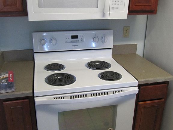 4th image of 1401 S Palmetto Ave APT 117