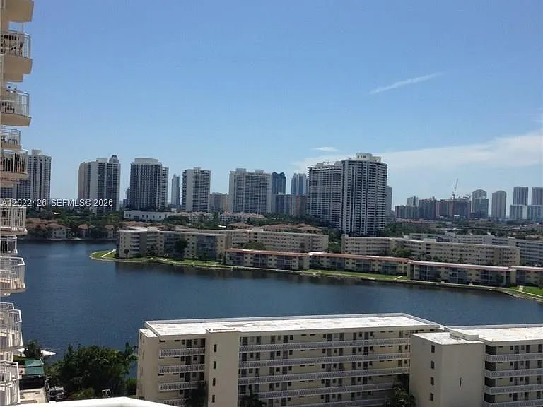 18011 Biscayne Blvd #1503 — Photo 11
