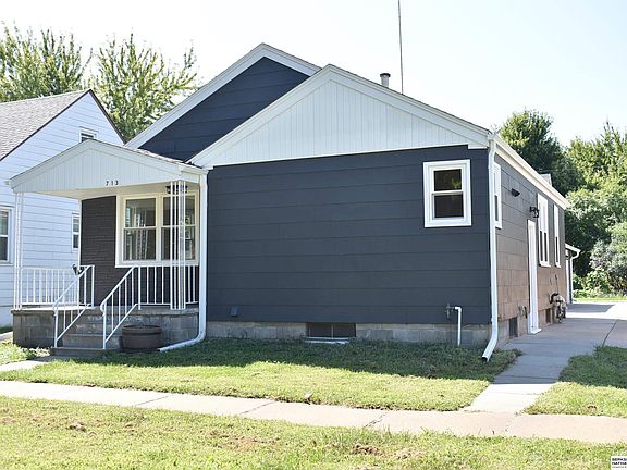 2nd image of 713 5th St