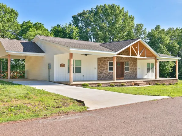 119 Hamilton Dr, Martin, TN 38237