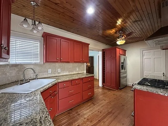 4808 Woodrow Ave — Photo 9