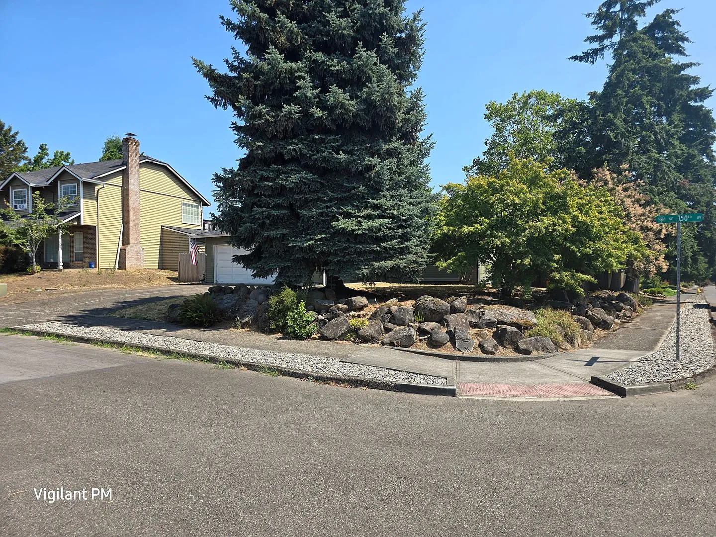 Amazing 3 bedroom home — Photo 2