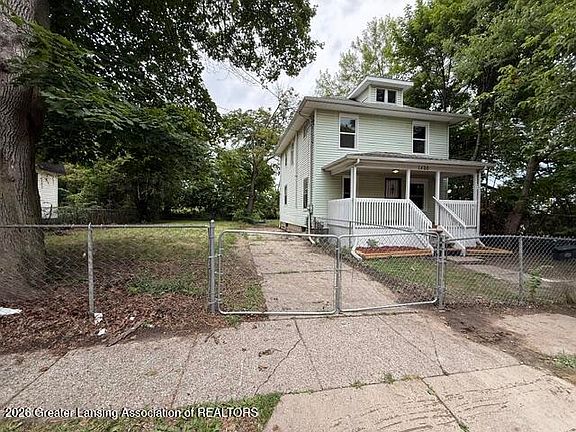 3rd image of 1400 Lyons Ave