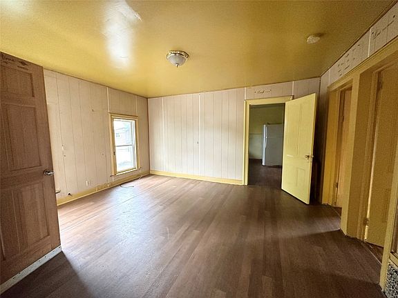 4th image of 21 Liberty St