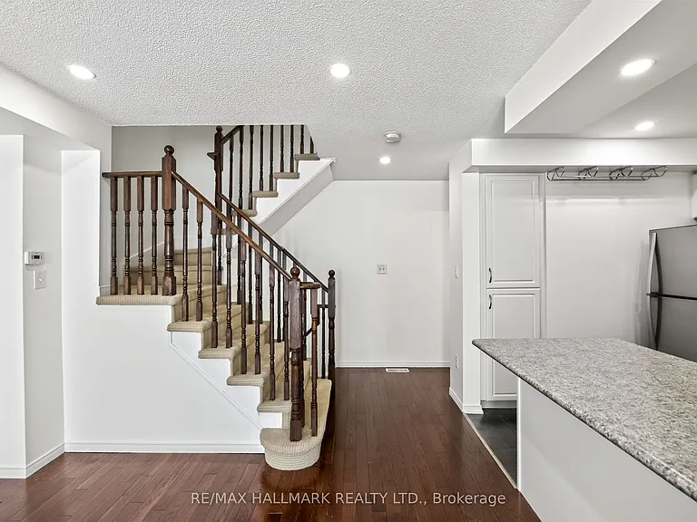 10 Linnell St — Photo 13