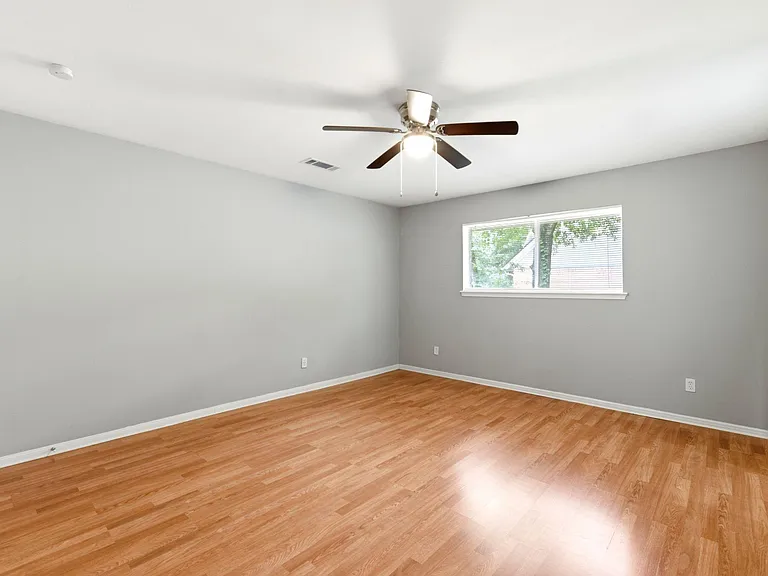 7902 Lichen Ln — Photo 24