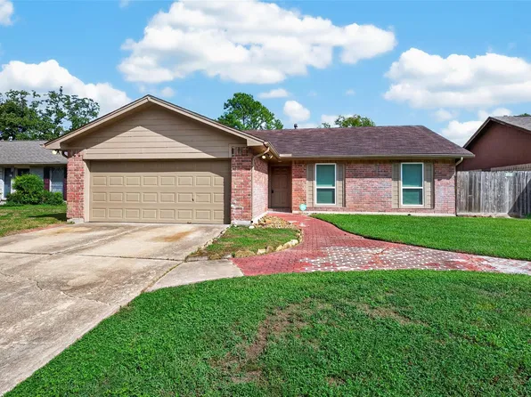 6915 Navidad Rd, Houston, TX 77083