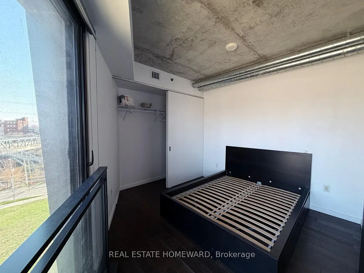 Building Photo - 51 Trolley Cres #503