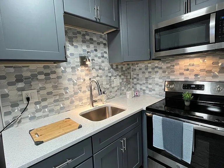Windsong Apartments — Photo 9