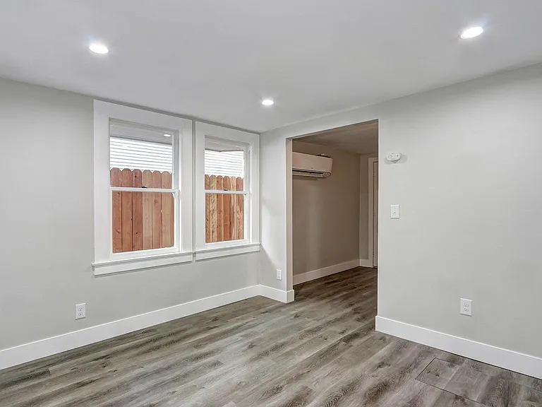 1907 P St #2 — Photo 6