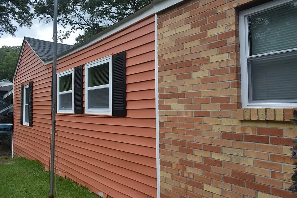 3 bed, 1153 sqft, $2,000 — Photo 3
