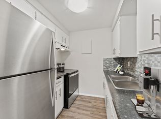 3 Burns Drive, Guelph, ON N1H 7C3