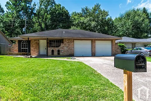 3 bed, 1300 sqft, $2,000 — Photo 2