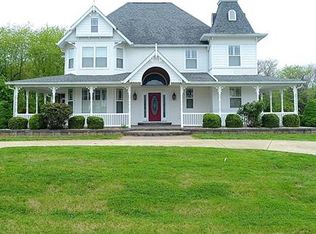 979 Dackk Rd, Collinsville, IL 62234