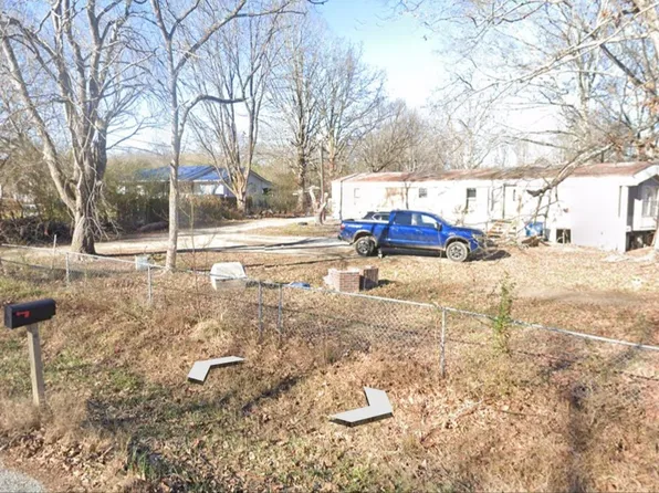 531 Growden Ln, Tullahoma, TN 37388