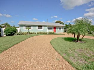 19044 SE Arnold Dr, Jupiter, FL 33469