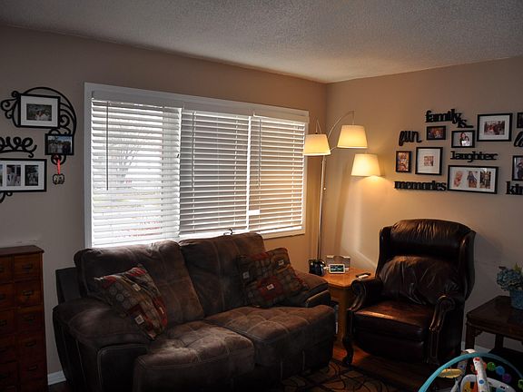 2nd image of 2524 Avenue F
