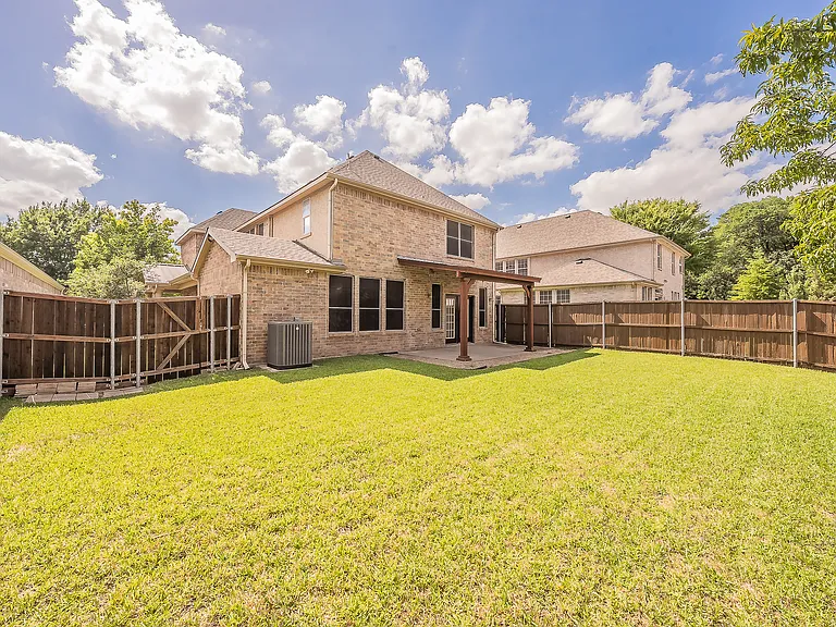 6524 Hickory Hill Dr — Photo 37