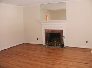 105 McKennans Church Rd, Wilmington, DE 19808