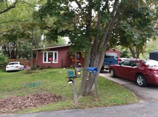 10991 N Gladys Dr W, Edgerton, WI 53534