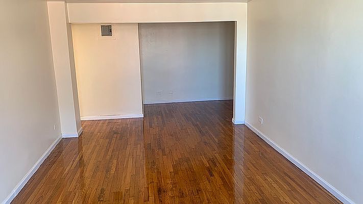 1st image of 2204 Collier Ave APT 7J