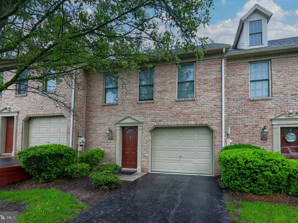 1462 Timber Brook Dr, Mechanicsburg, PA 17050