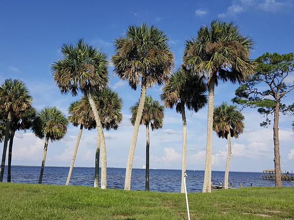 4th image of 1019 Indian River Ave