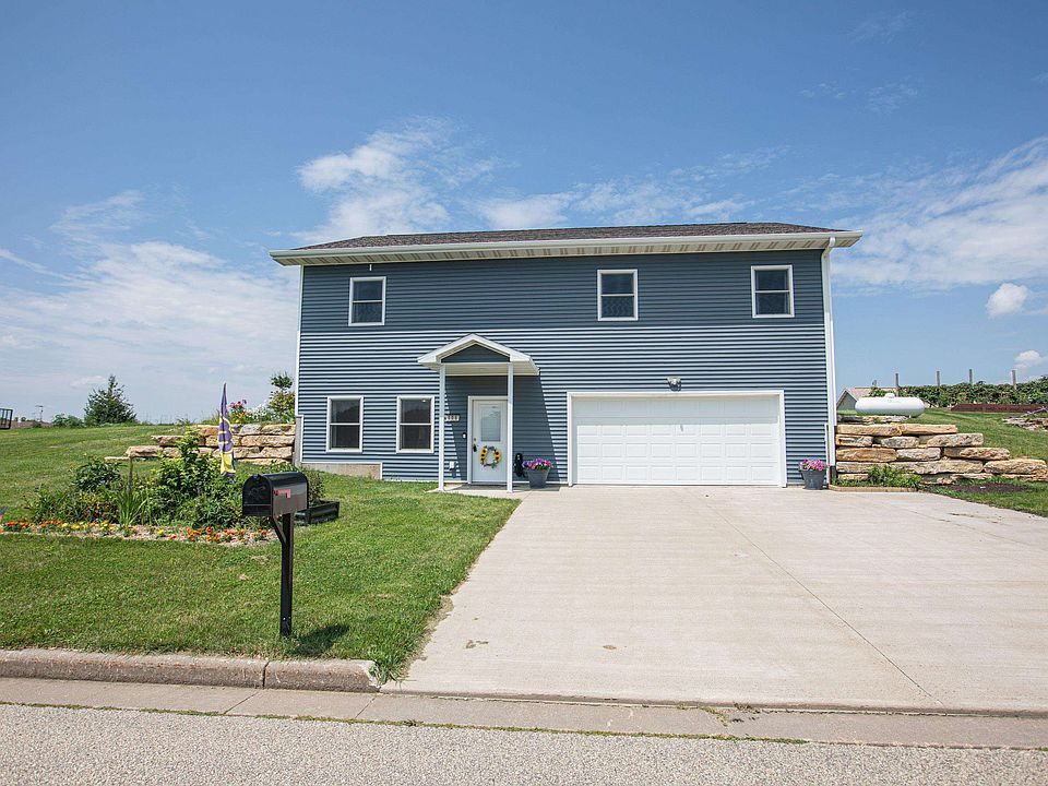 1st image of 106 Spruce Park Dr