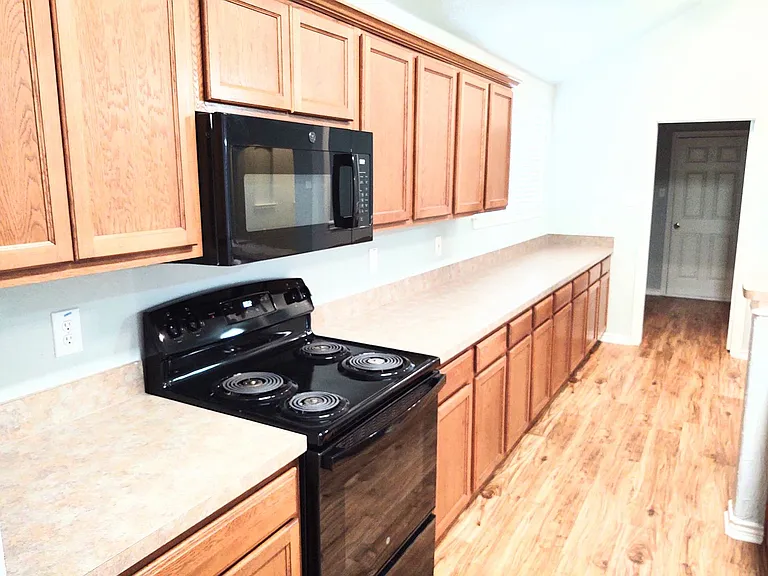 3024 Lake Side Dr — Photo 15