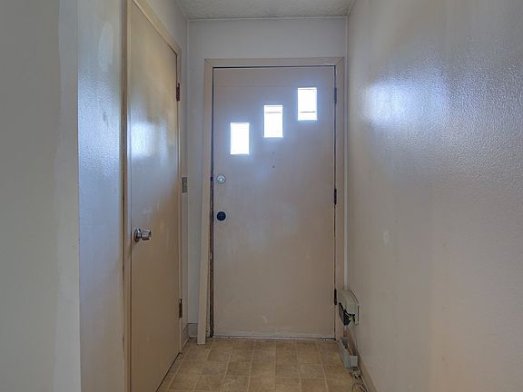 2nd image of 4003 E 15th St
