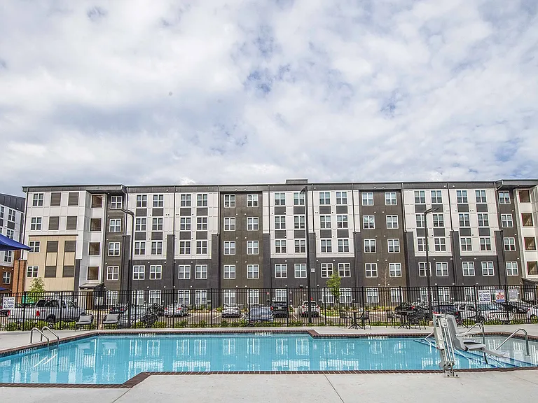 Flagship Kern's Apartments — Photo 29