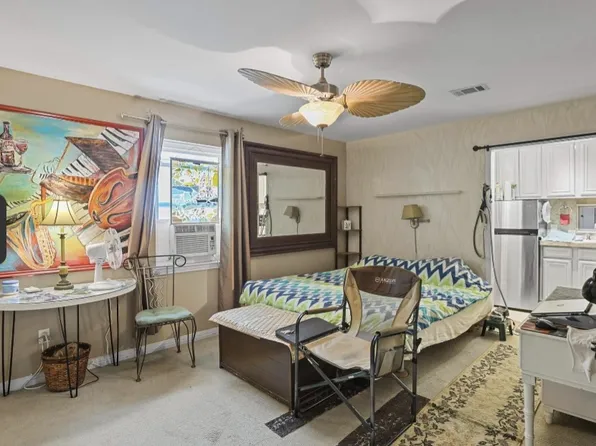 909 W Lloyd St Floor 3, Pensacola, FL 32501