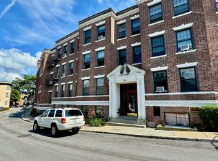 110-6 Lanark Rd, Brookline, MA 02445