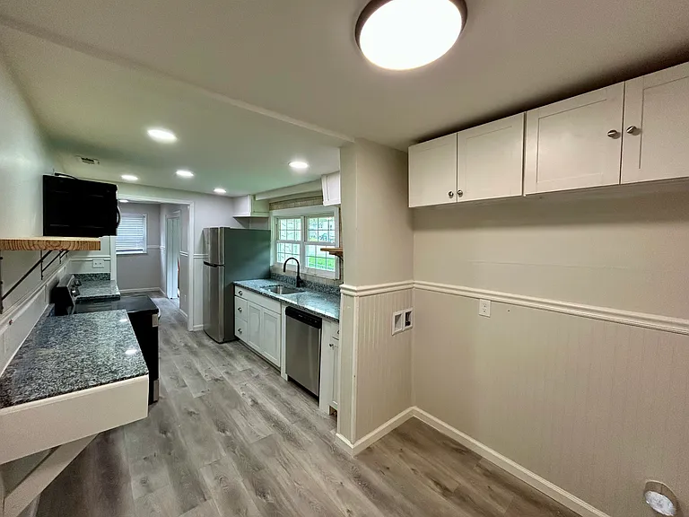 204 S Moore Rd — Photo 20