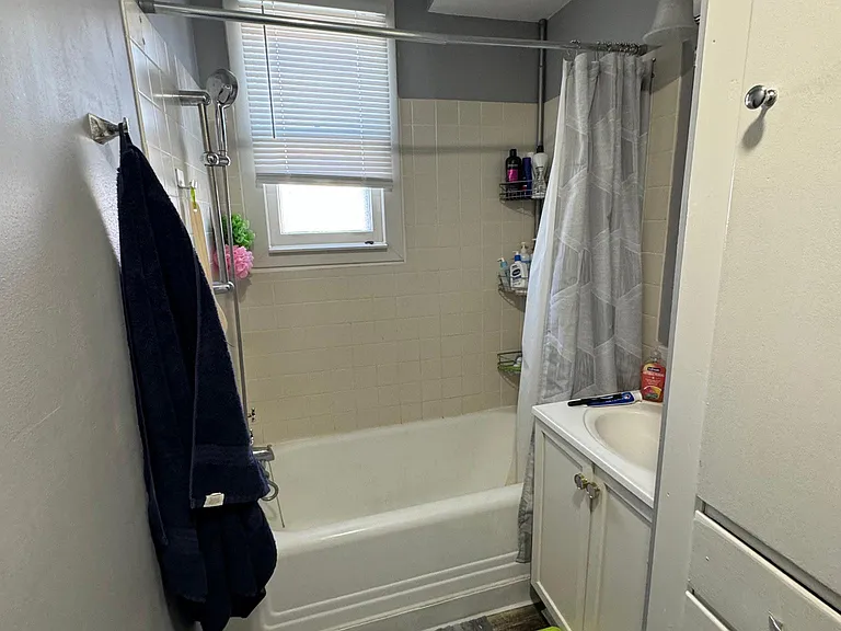 1636 Superior Ave — Photo 14