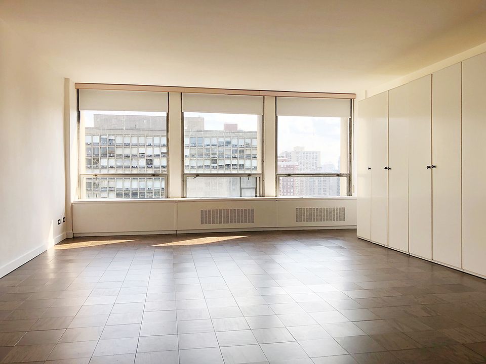 1st image of 330 E 33rd St APT 18A