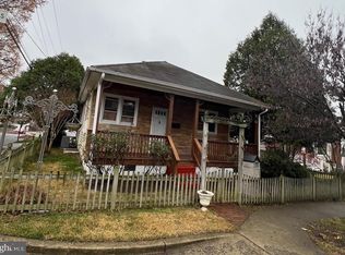 900 20th St S #B, Arlington, VA 22202