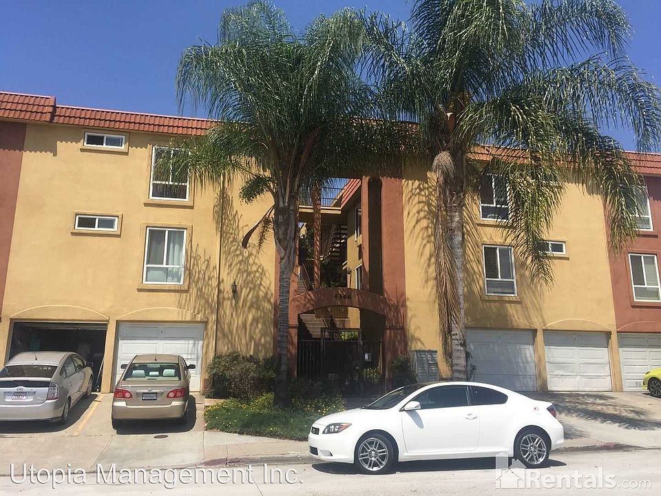 1st image of 4346 52nd St Unit 16