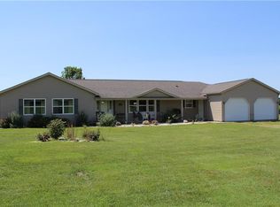 10405 Miller Rd, Fredonia, NY 14063