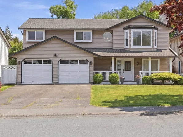 8912 213th St, Langley, BC V1M 1Z3