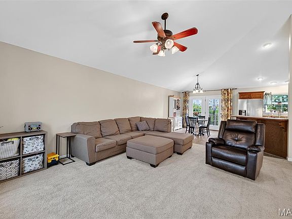 3rd image of 23022 Ransom Rd