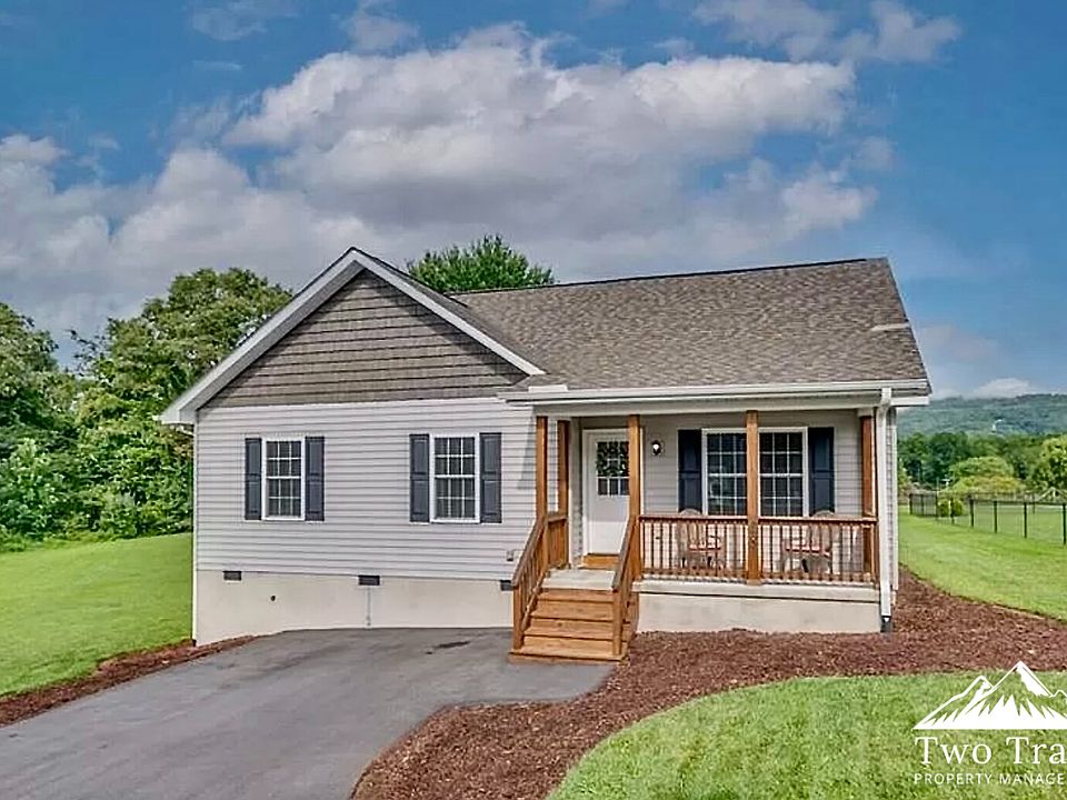 1st image of 28 Trillium Meadows Ln
