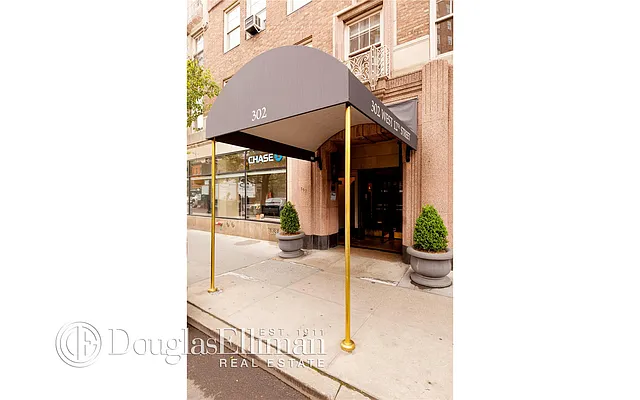 Rented by Douglas Elliman | media 11
