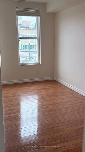 413 Spadina Ave #301 Photo 1