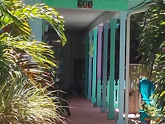 2nd image of 600 NE 20th Ave