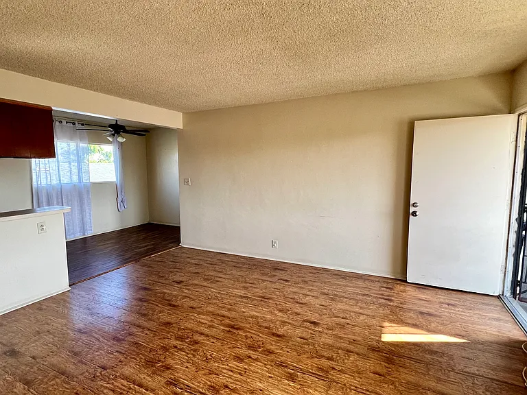 3263 Carlin Ave #B — Photo 4