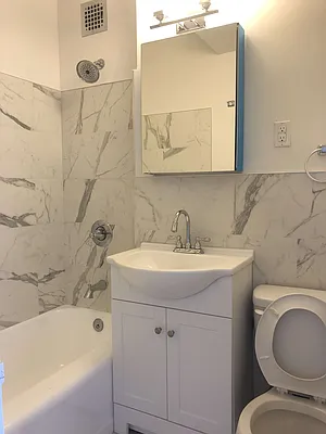 Sold by Winzone Realty Inc | media 6