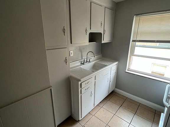4th image of 54 Gorman Ln